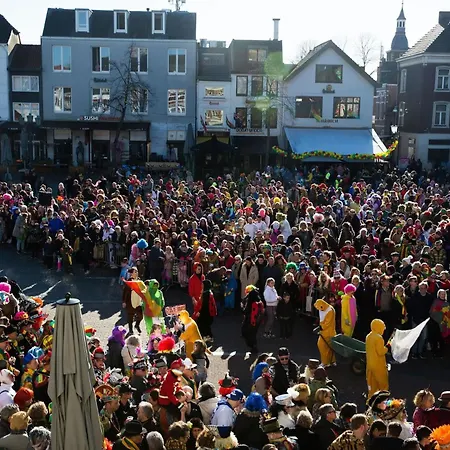 Tower Centre Apartment