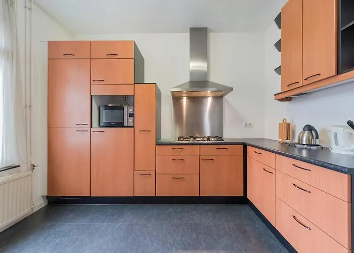 Tower Centre * Sittard