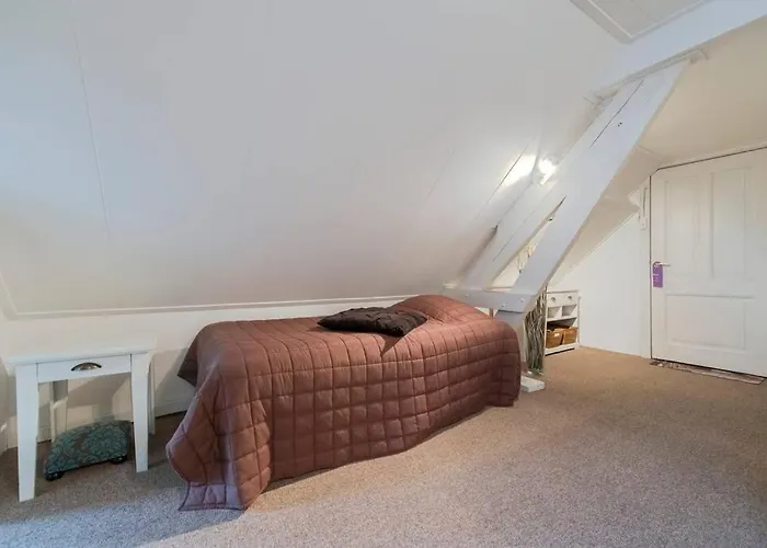 Apartment Tower Centre