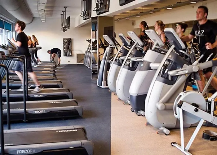 Tower Centre سيتارد